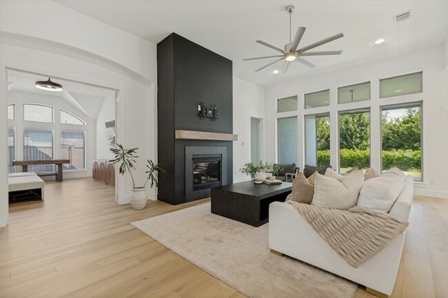 Building Photo - 1513 Snapdragon Ct