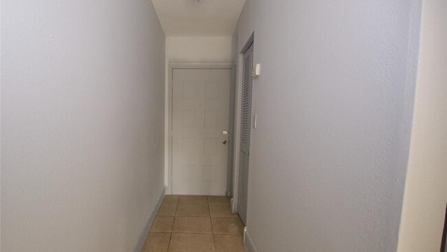 Building Photo - 7355 Woodmont Terrace