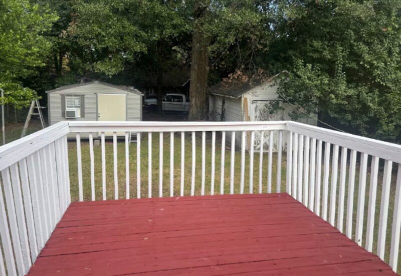 Building Photo - 219 S Panama St