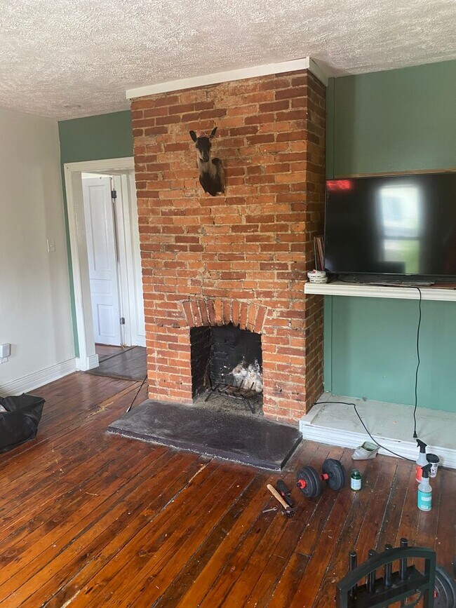 Building Photo - 414 N. Euclid Avenue