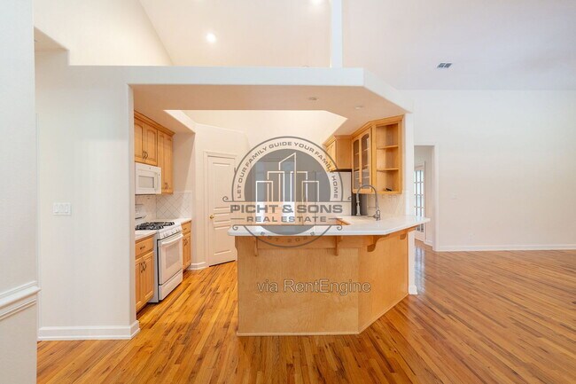 Building Photo - 9540 Starhawk Dr
