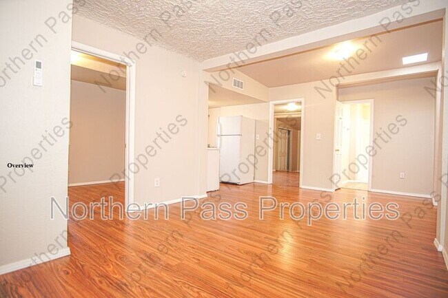Building Photo - 3512 Idalia Ave