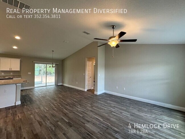Building Photo - 4 Hemlock Dr