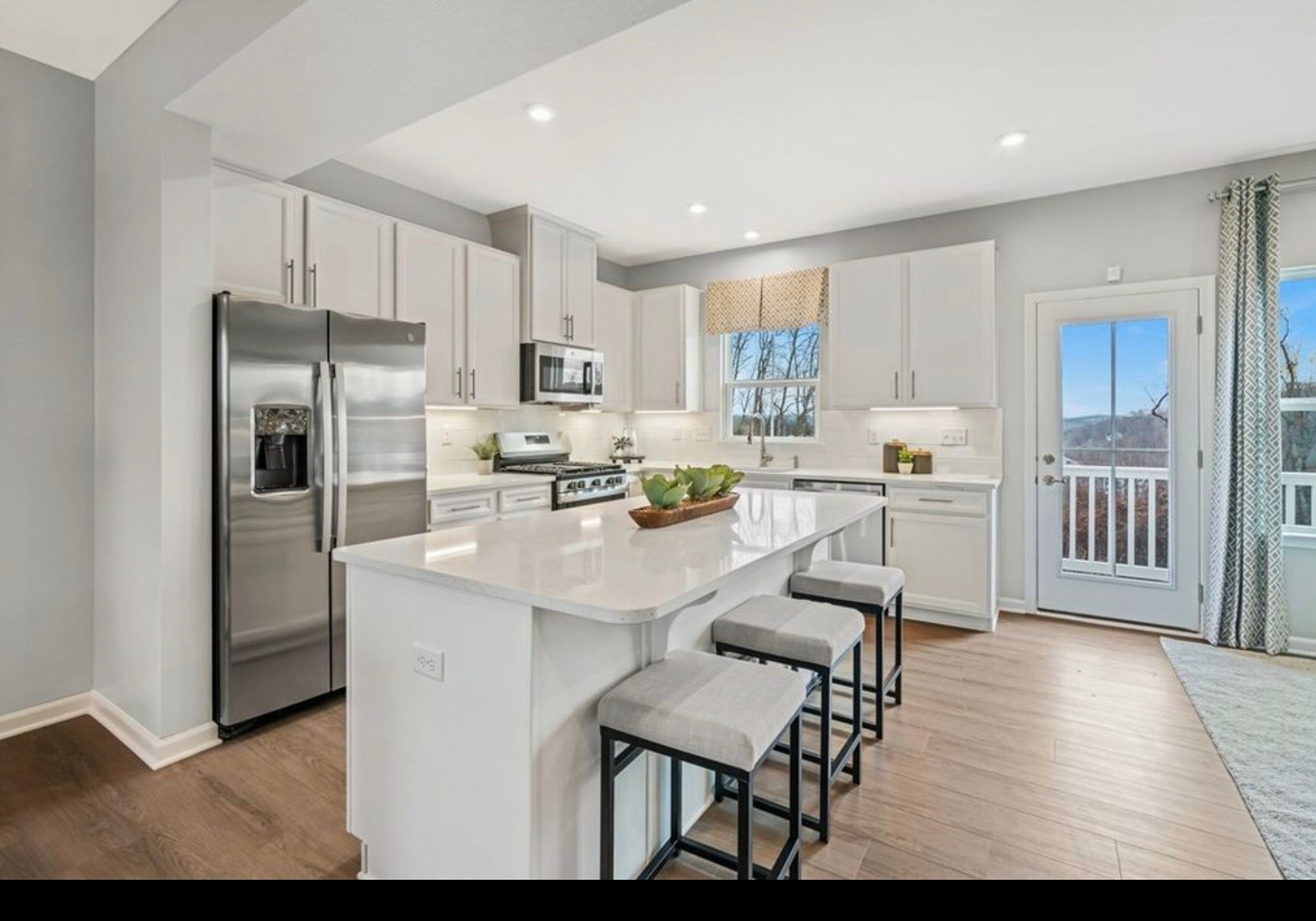 Building Photo - 107 Leah Dr