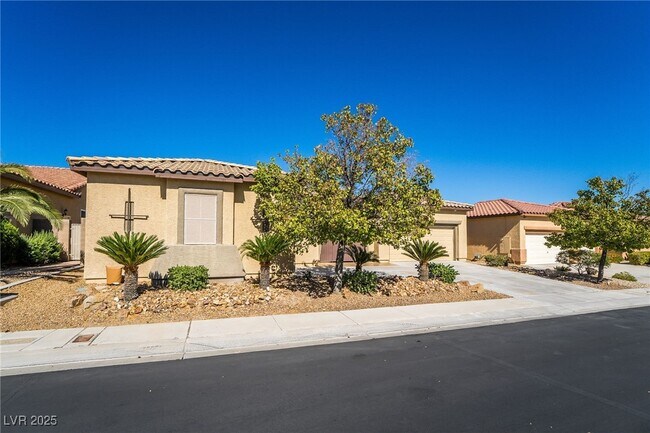 Building Photo - 7232 Frontier Hills Ave