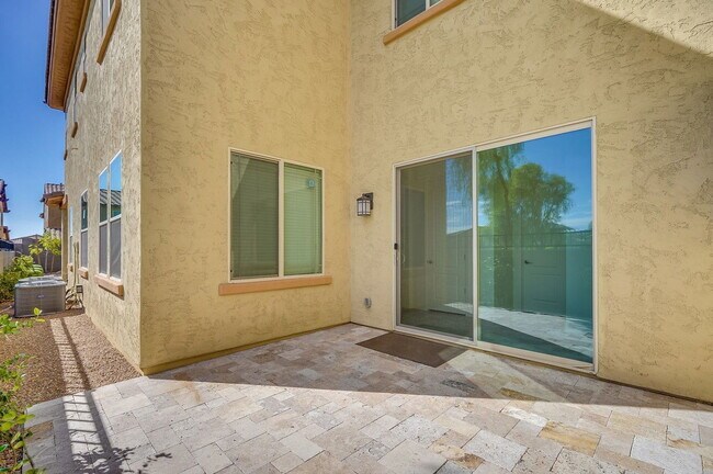 Building Photo - 4529 E Vista Bonita Dr