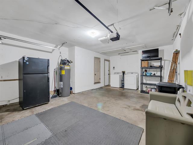 Building Photo - 2806 Harvest Lake Dr