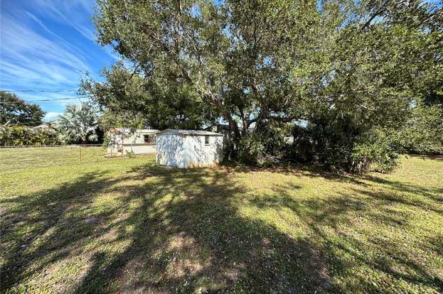 Building Photo - 1835 Neptune Dr