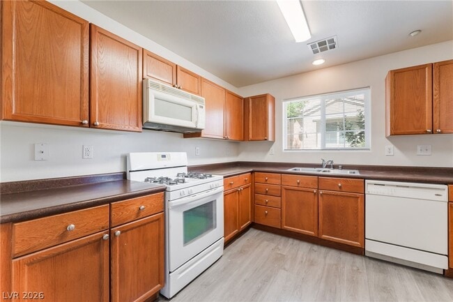 Building Photo - 9004 Successful Ct