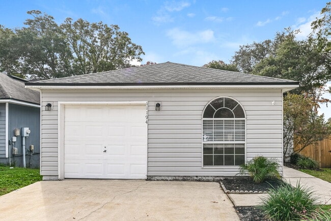 Building Photo - 11194 Mikris Dr S