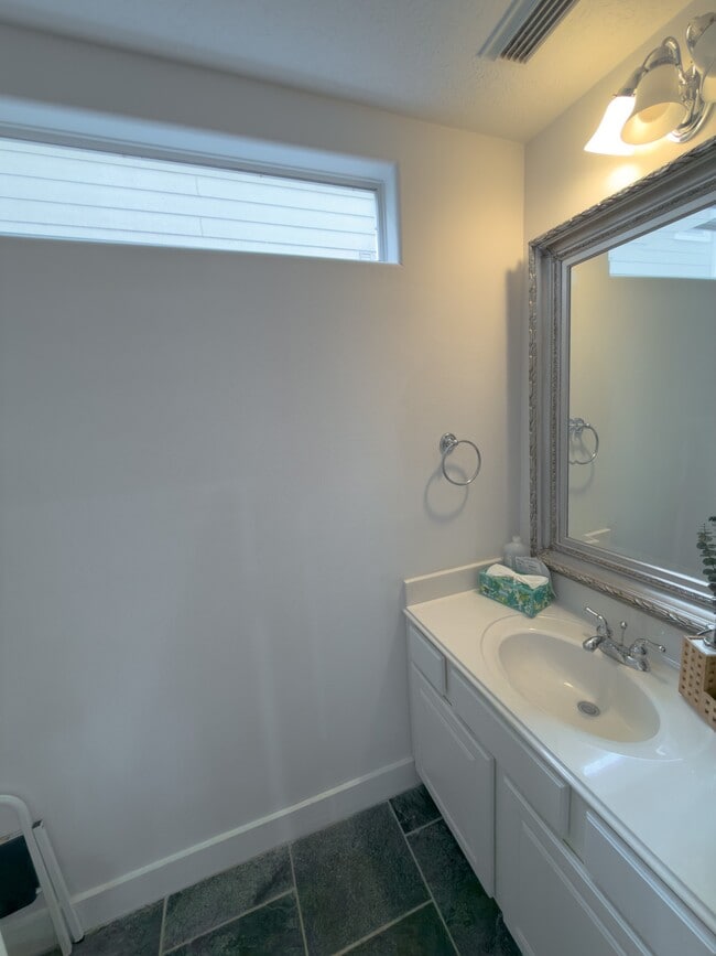 Building Photo - 4714 Cashel Glen Dr