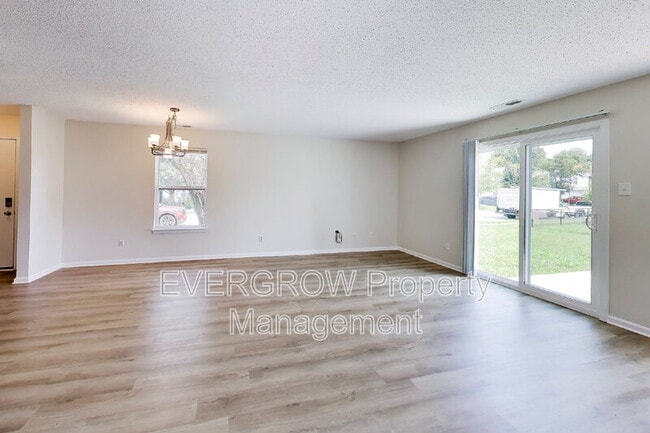 Building Photo - 1167 Odell Ln