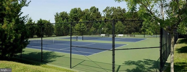 Building Photo - 9706 Braidwood Ter