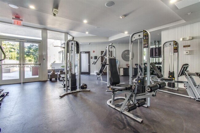 Building Photo - 435 21st St