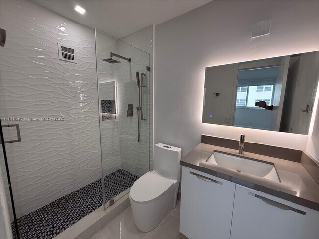 Building Photo - 6969 Collins Ave