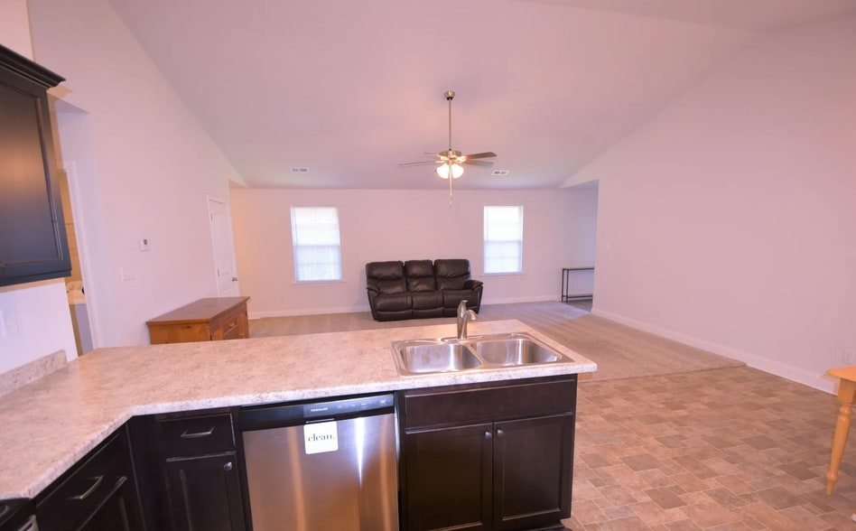 Building Photo - 7911 Allen Glen Ln