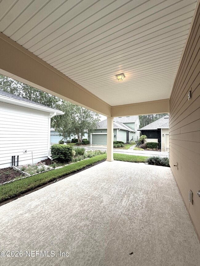 Building Photo - 187 Southern Oak Dr