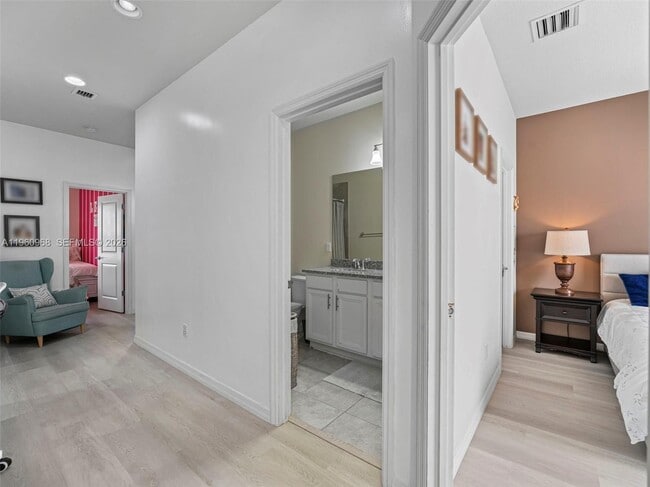 Building Photo - 3953 Black Olive Ln