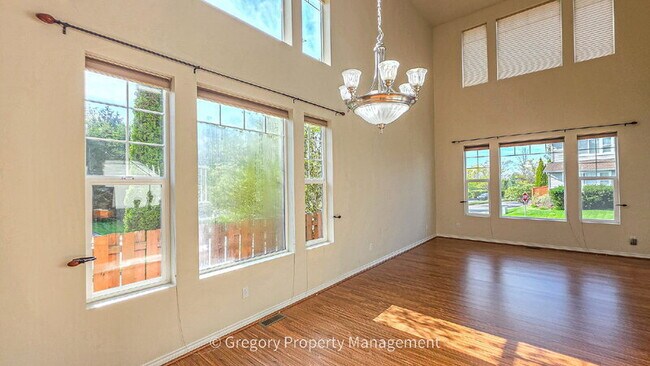 Building Photo - 6920 137th Pl SE