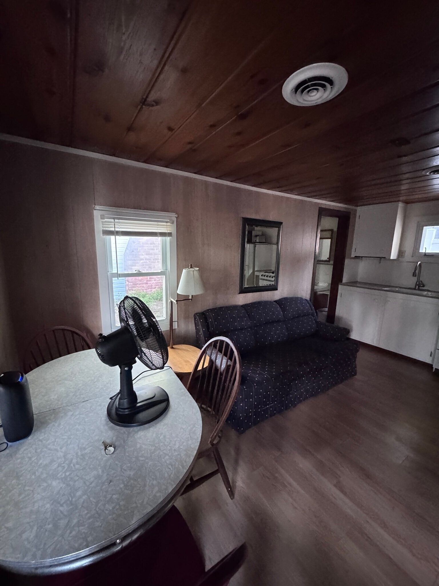 Building Photo - 5883 Lake Ln Dr