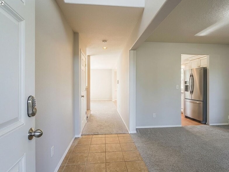 Building Photo - 5835 Bird Song Way