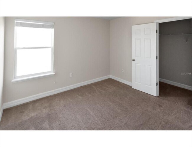 Building Photo - 2541 Rapollo Dr