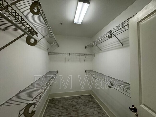 Building Photo - 444 S Blount St
