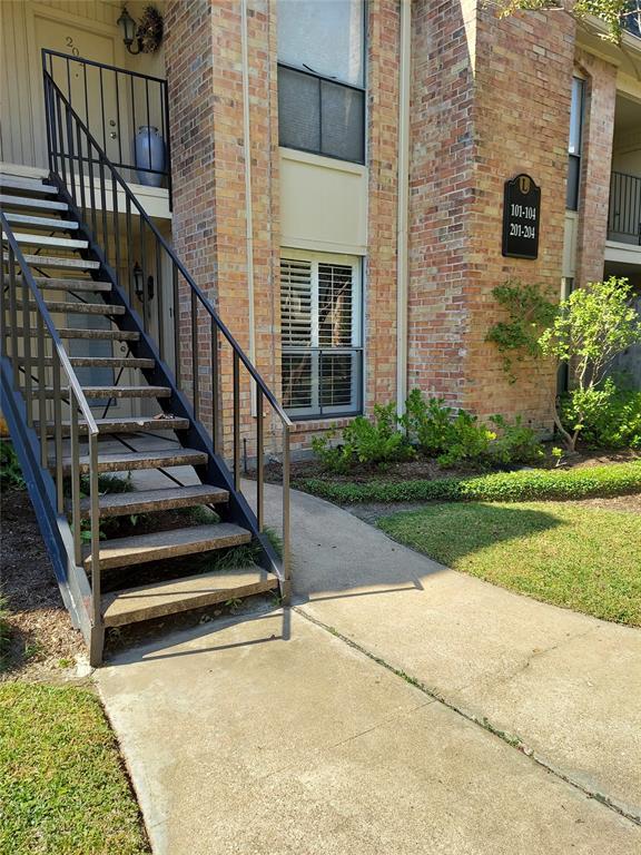 Building Photo - 1601 S Shepherd Dr