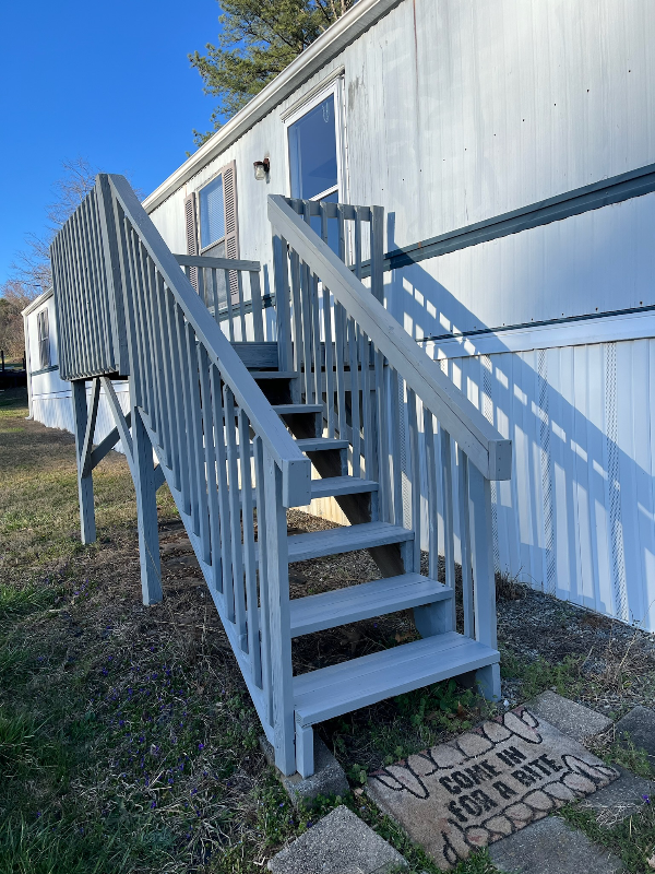 Building Photo - 161 Dawn Dr