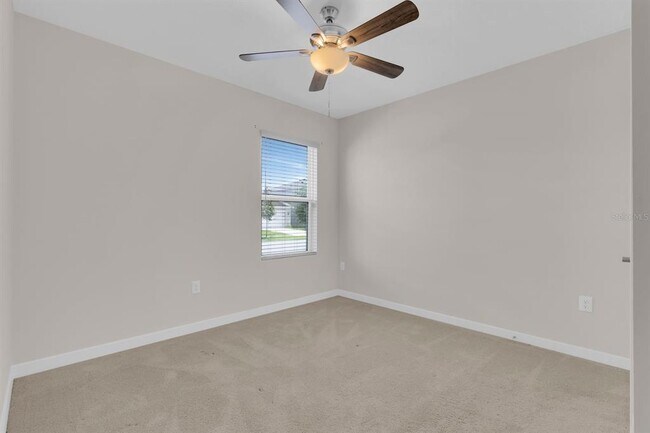 Building Photo - 401 Chayne Pl