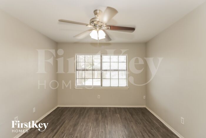 Building Photo - 16914 Kilwinning Dr