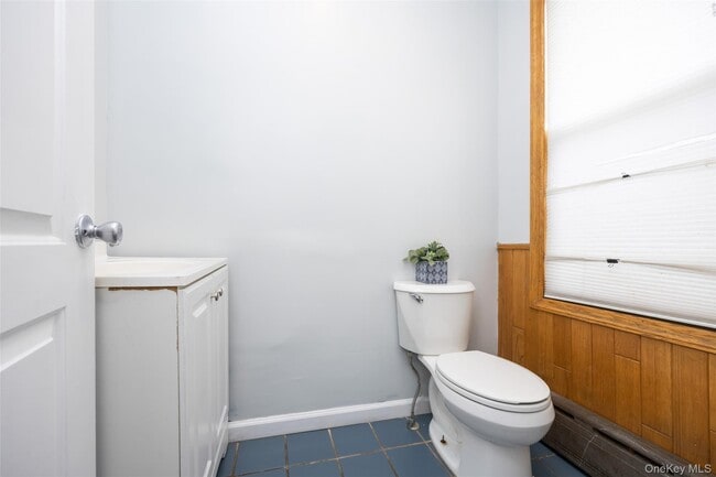 Building Photo - 68-48 78th St