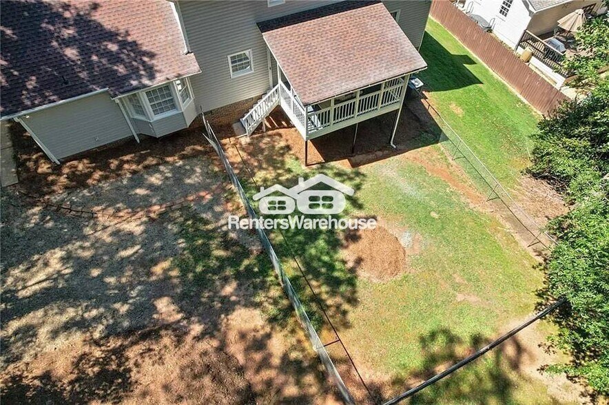 Building Photo - 1388 Chesapeake Dr SW