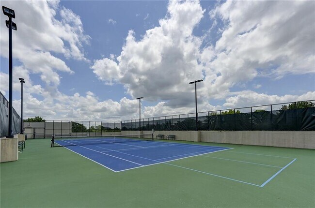 Building Photo - 2795 Peachtree Rd NE