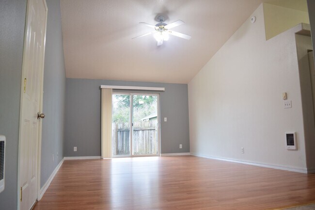 Building Photo - Osage St- OS