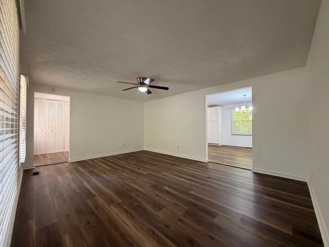 Building Photo - Spacious 4-Bedroom Home in Peachtree City! ***Get 50% Off Your First Month!***