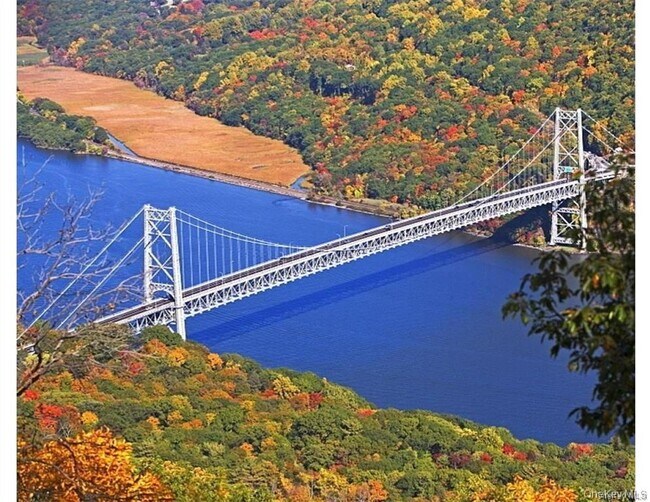 Building Photo - 90 Corbin Hill Rd