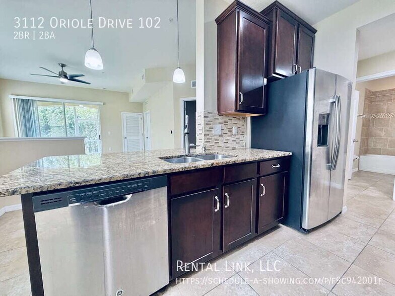 Building Photo - 3112 Oriole Dr