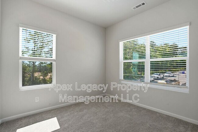 Building Photo - 149 Blue Melody Ave