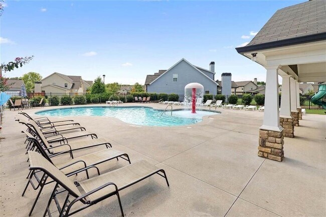 Building Photo - 304 Red Cap Cir