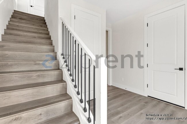 Building Photo - 15387 SE Hawthorne Mdws St