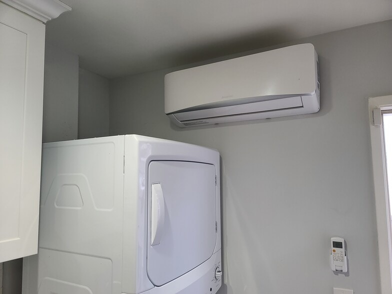 A/C - Heater - 7009 Jumilla Ave