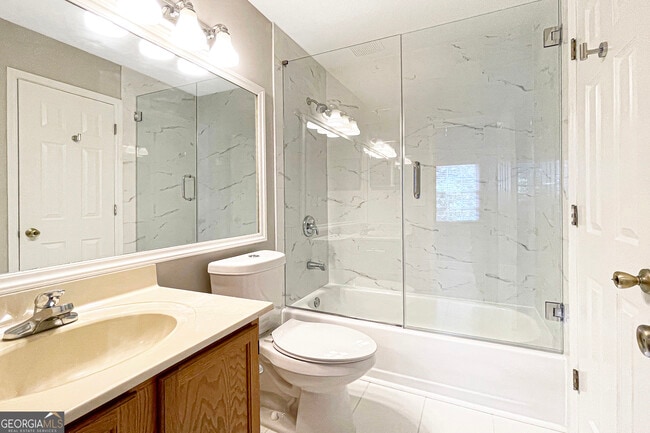 Building Photo - 901 Wentworth Ct