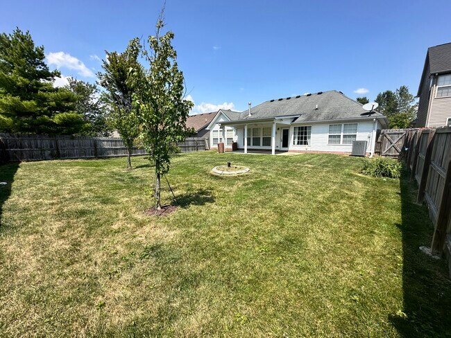 Building Photo - 752 Maidencane Dr