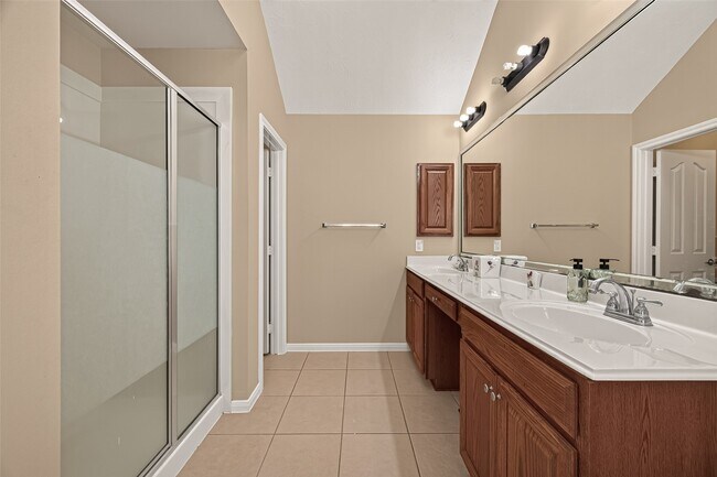 Building Photo - 6518 Palo Duro Dr