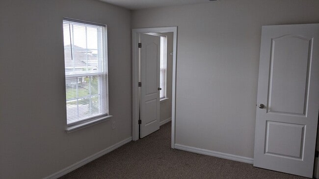 Building Photo - Stunning 2 Story 4-Bedroom Home In Serenoa Community – Clermont, FL