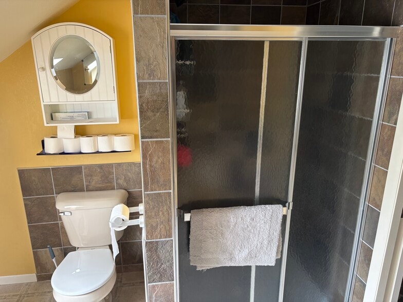 Master BR bath - 1227 1st Ave