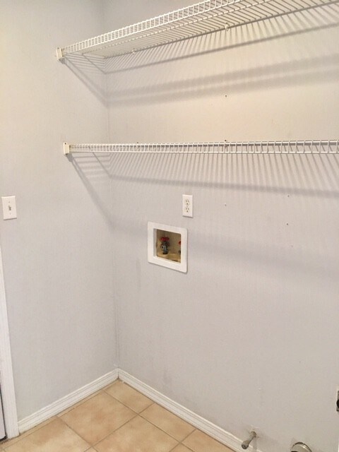 Building Photo - Nice 3 Bedroom Home For Rent!