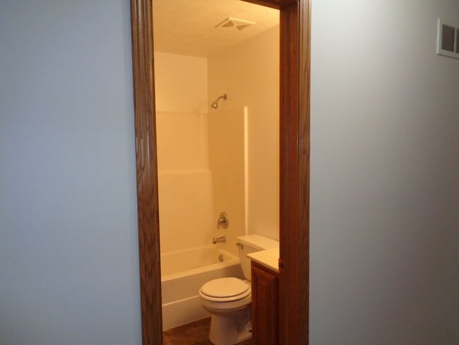 Building Photo - 1230 W Washington St