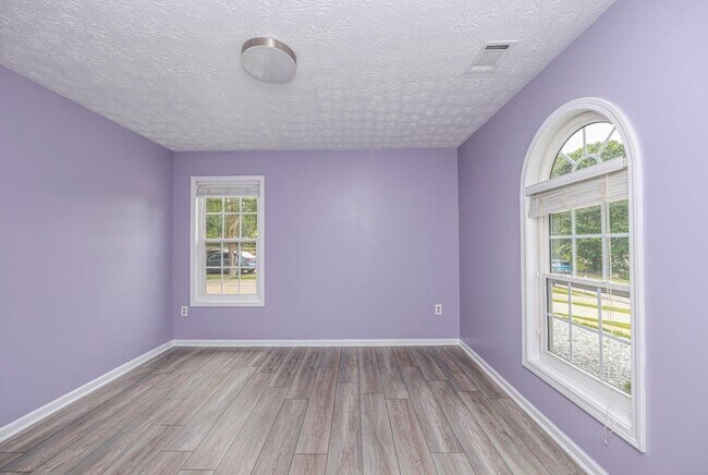 Building Photo - 5377 Fawn Ivey Ln